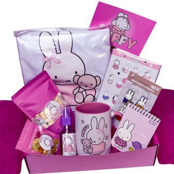 Miffy Gift Box &mdash; популярный подарочный бокс с кроликом миффи