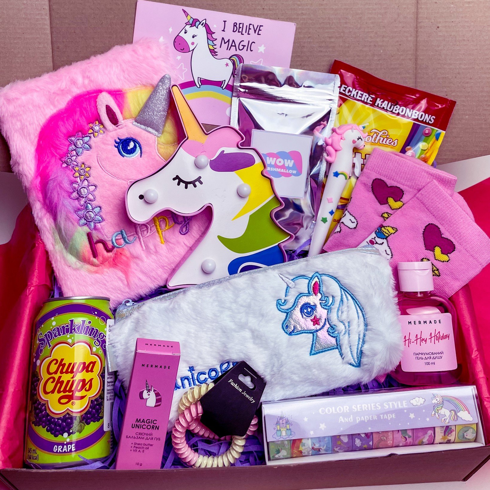 Подарунковий бокс для дівчинки Wow Boxes "Unicorn Box №10"