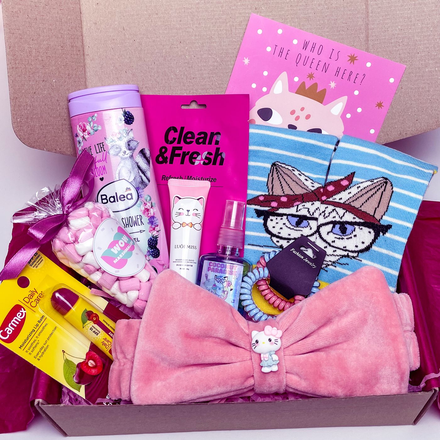 Подарочный бокс для девочки Wow Boxes "Cat Box №3"