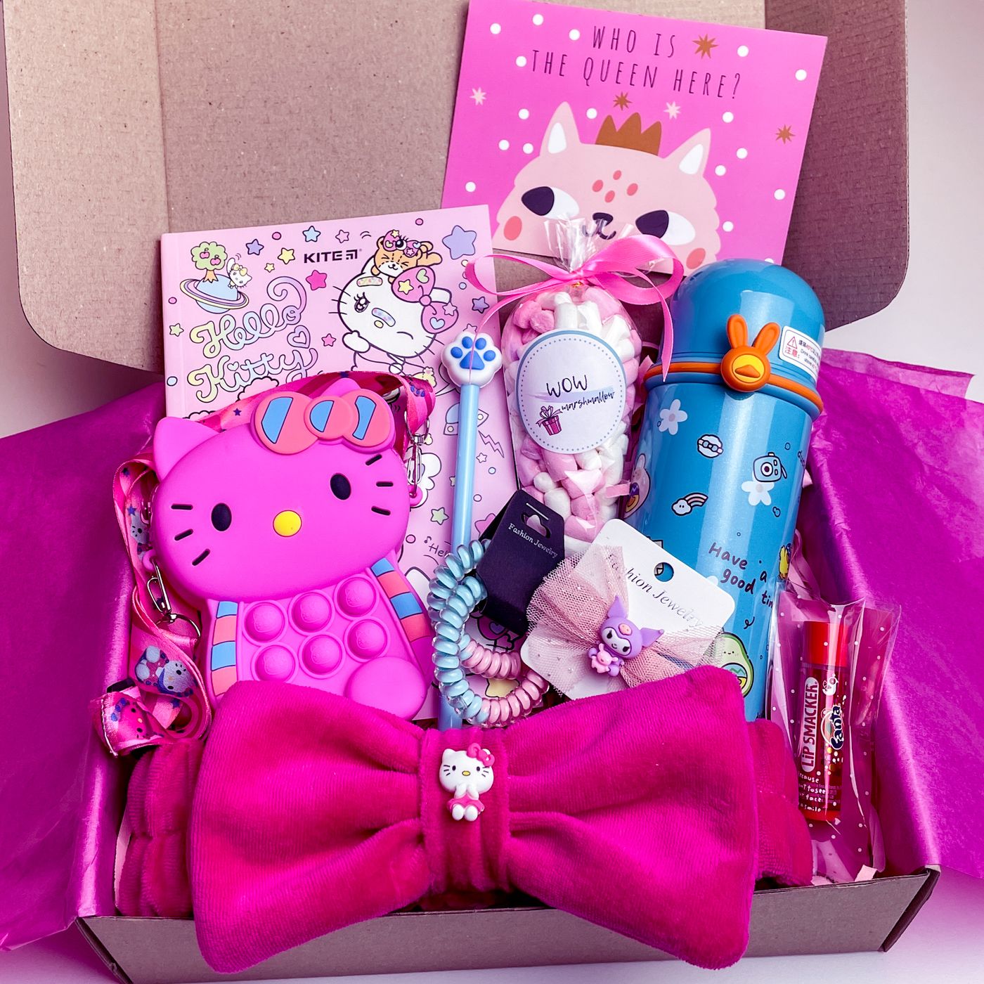 Подарочный бокс для девочки WowBoxes "Cat Box №4"