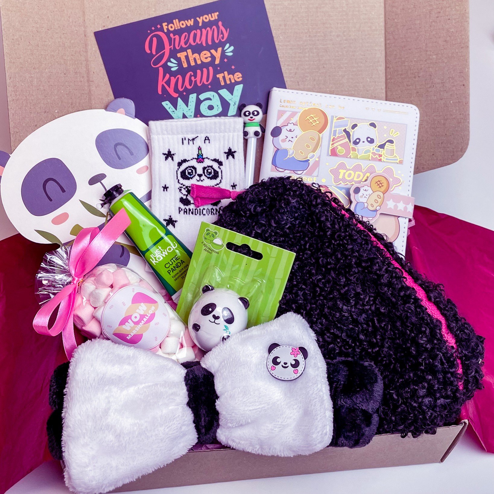 Подарочный бокс для девочки Wow Boxes "Panda Box №4"