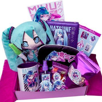 Подарочный бокс &laquo;Hatsune Miku&raquo; (набор с блокнотом, игрушкой, чашкой и сладостями)